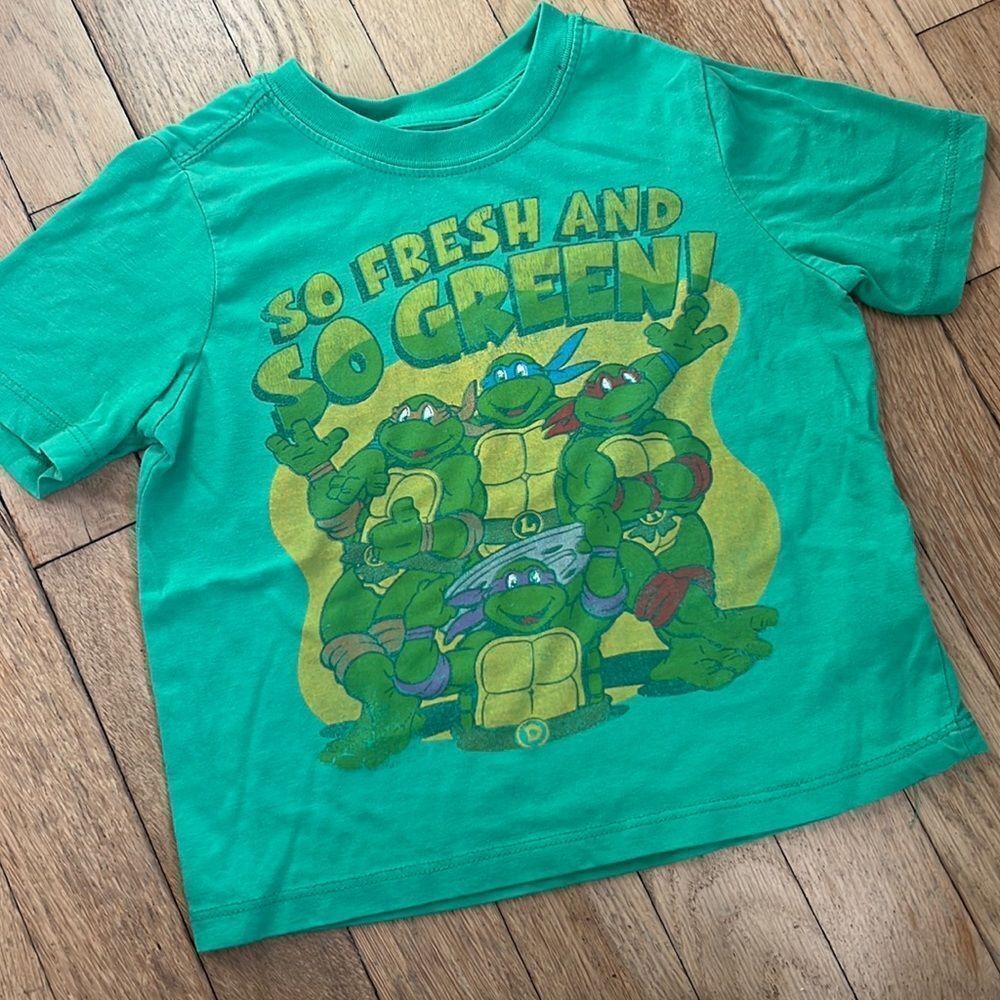 Vintage ninja turtles T-shirt, size 3T